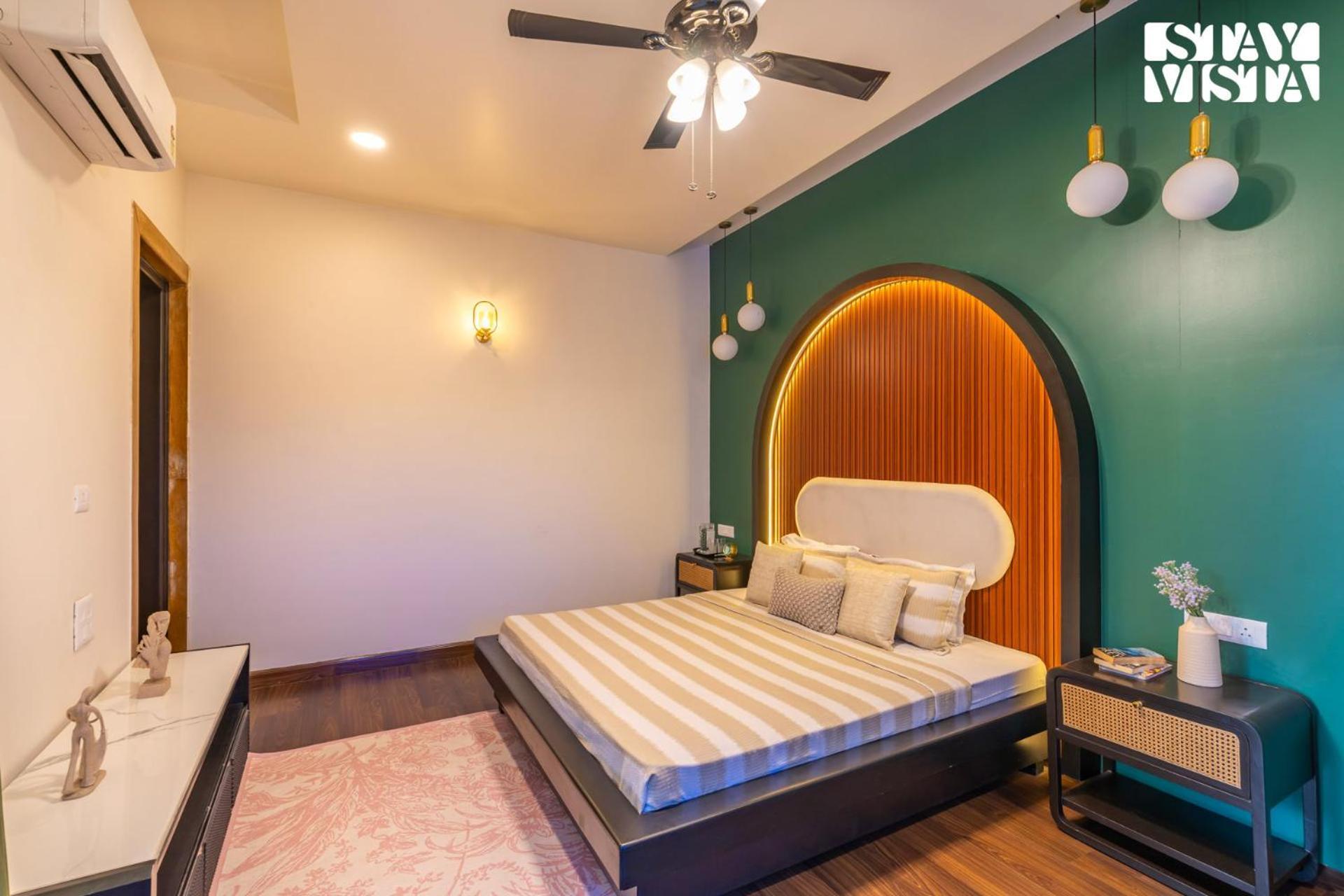 Stayvista At Wandering Vines Indoor Pool 4Bhk Luxury Villa In Delhi Sohna ภายนอก รูปภาพ